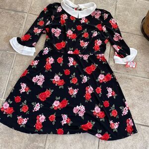 Monteau petite xl black dress with Peter Pan collar in white. Red pink f…